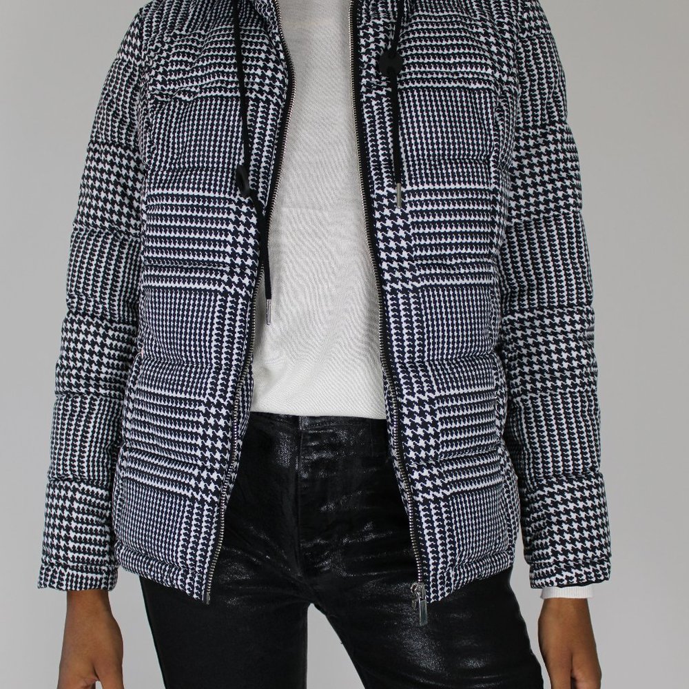 Houndstooth zip up puffer jacket